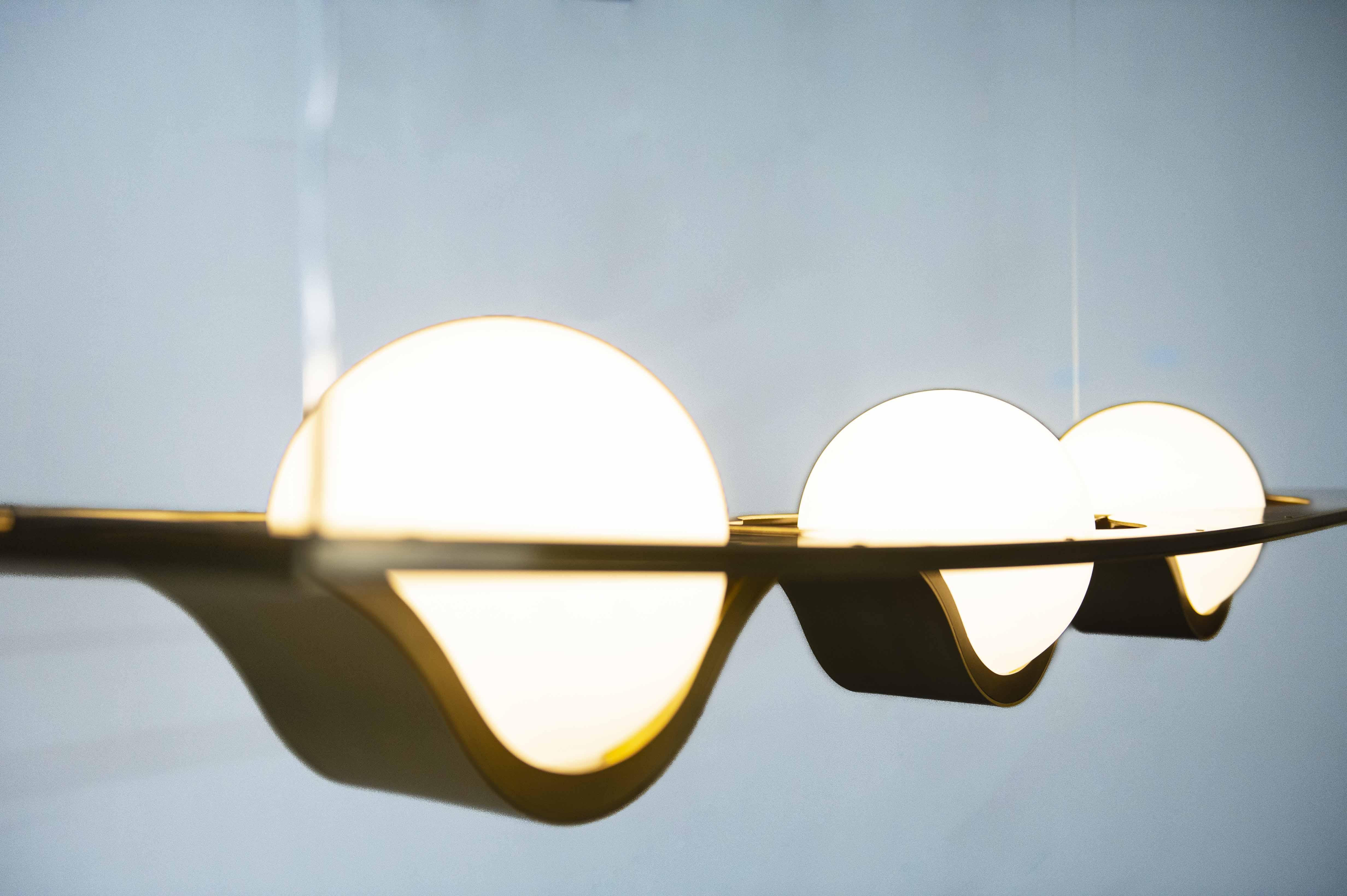 Saturnos Chandelier